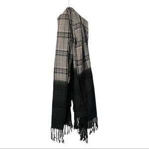 Steve Madden Dip Dye Ombre Boho Black & Gray Plaid Fringe Wrap Scarf